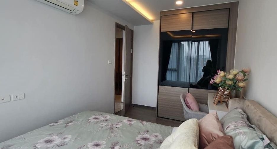 For rent 2 bedrooms condo in Phra Khanong, Bangkok
