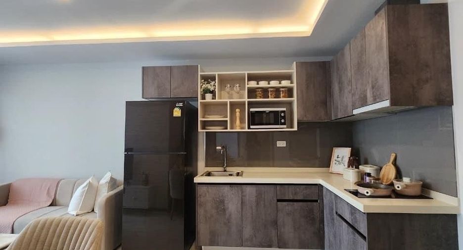 For rent 2 bedrooms condo in Phra Khanong, Bangkok