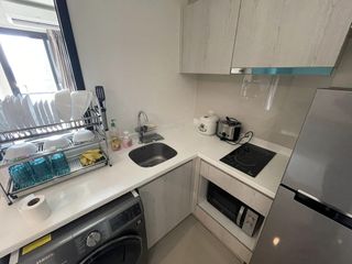 For rent 2 bedrooms condo in Huai Khwang, Bangkok
