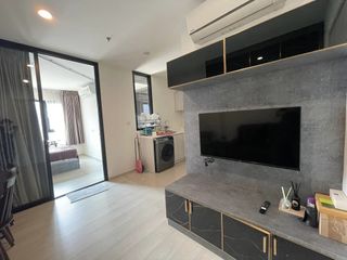 For rent 2 bedrooms condo in Huai Khwang, Bangkok