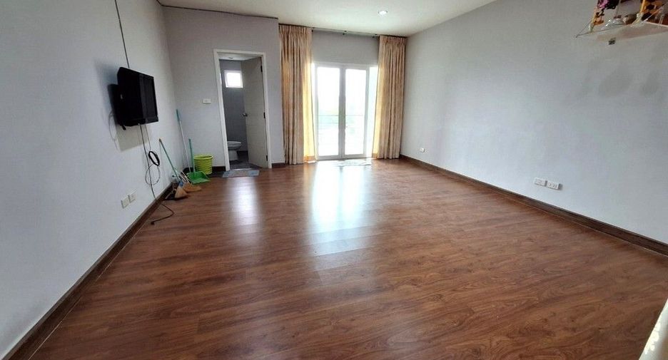 Продажа 3 спальни таунхаус в Банг Кхае, Бангкок