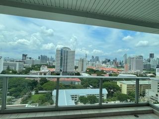 For rent 4 ベッドルーム condo in Bang Rak, Bangkok