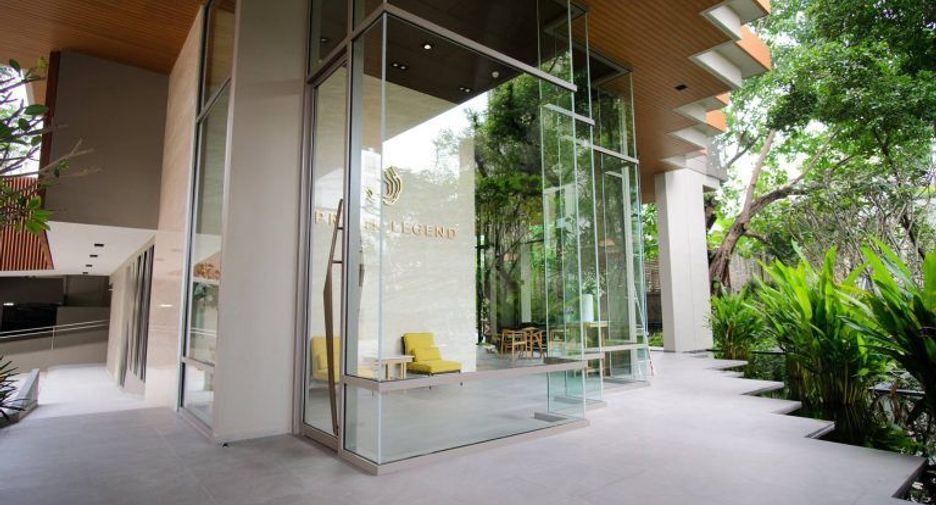 For rent 2 bedrooms condo in Yan Nawa, Bangkok