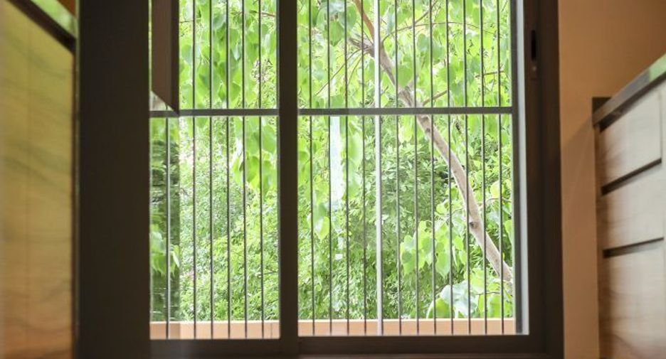 For rent 2 bedrooms condo in Yan Nawa, Bangkok