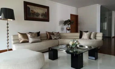 Wohnung zur Miete mit 3 Zimmer in Watthana, Bangkok