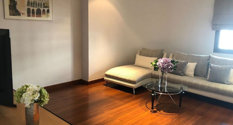 Wohnung zur Miete mit 3 Zimmer in Watthana, Bangkok