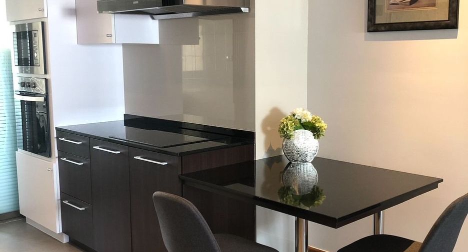Wohnung zur Miete mit 3 Zimmer in Watthana, Bangkok
