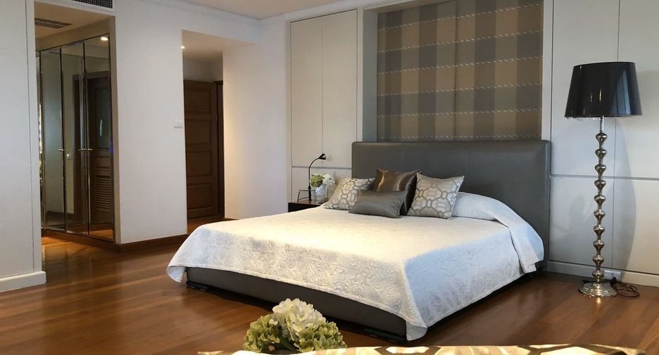 Wohnung zur Miete mit 3 Zimmer in Watthana, Bangkok