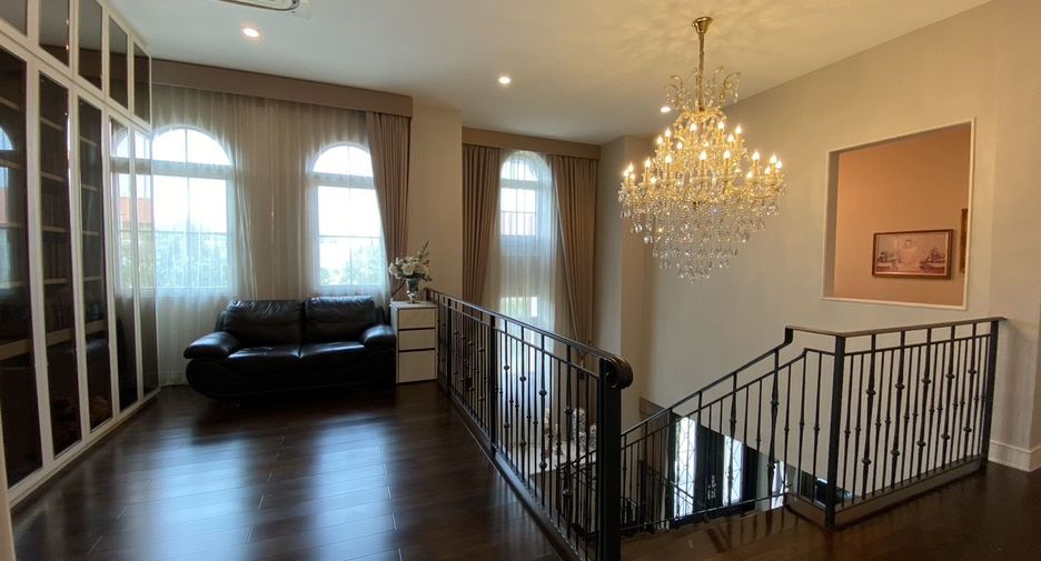 Casa en venta de 4 habitaciones en Bang Phli, Samut Prakan