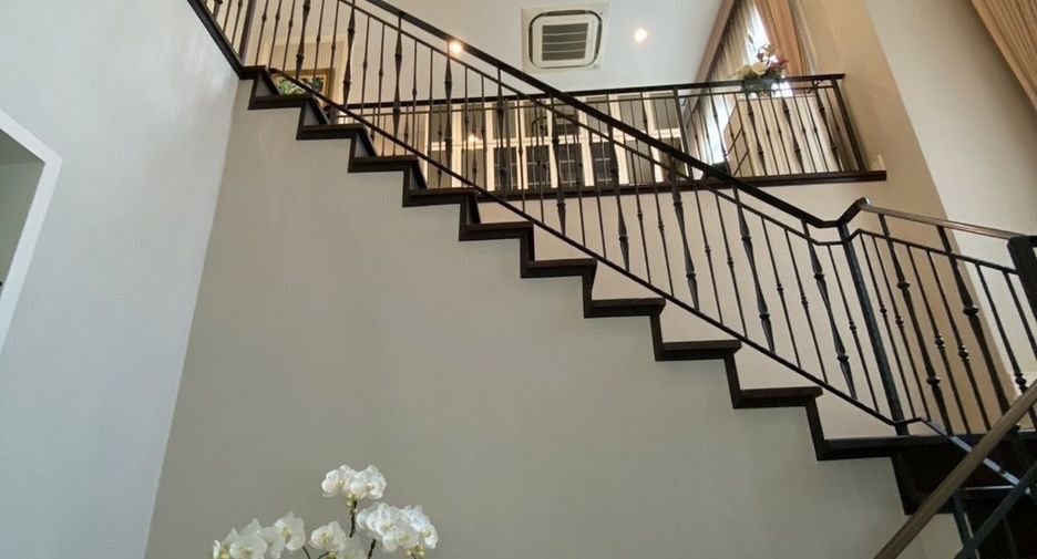 Casa en venta de 4 habitaciones en Bang Phli, Samut Prakan