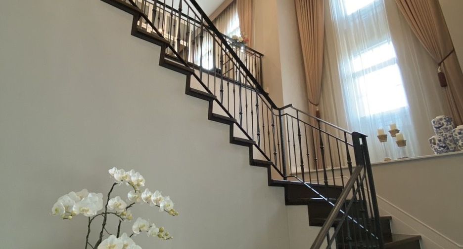 Casa en venta de 4 habitaciones en Bang Phli, Samut Prakan