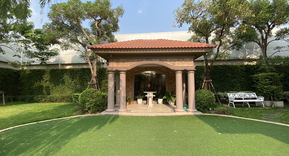 Casa en venta de 4 habitaciones en Bang Phli, Samut Prakan