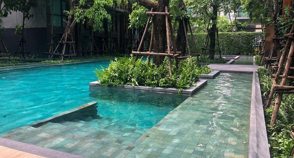 Condo en venta de 1 habitaciones en Khlong Toei, Bangkok