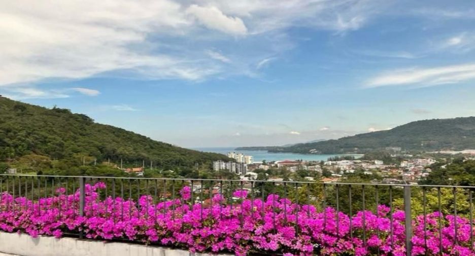 For sale 3 bedrooms villa in Kathu, Phuket