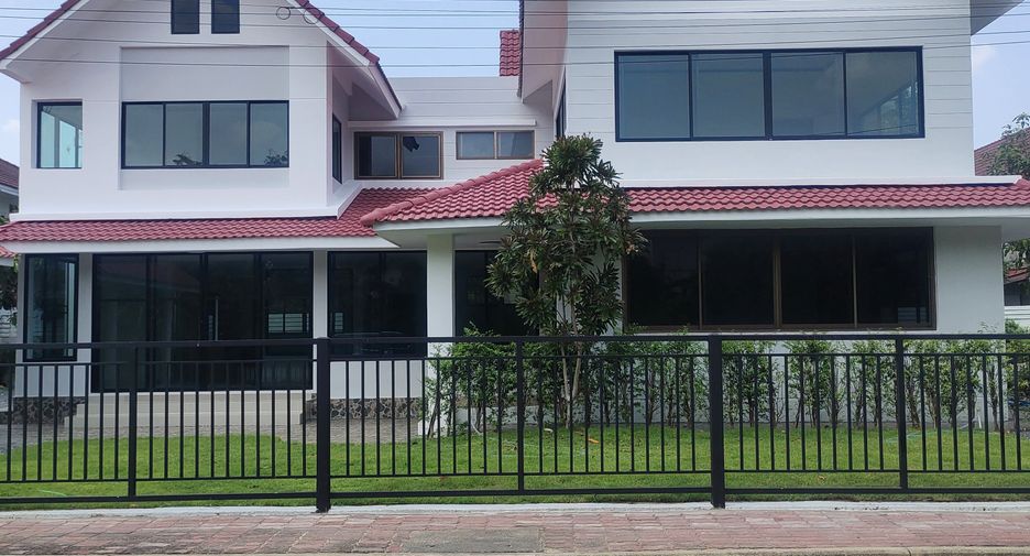 For sale and for rent 6 bedrooms house in Khlong Sam Wa, Bangkok