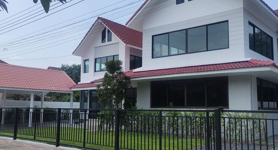 For sale and for rent 6 bedrooms house in Khlong Sam Wa, Bangkok
