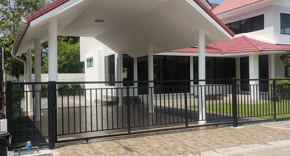 For sale and for rent 6 bedrooms house in Khlong Sam Wa, Bangkok