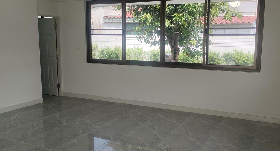 For sale and for rent 6 bedrooms house in Khlong Sam Wa, Bangkok