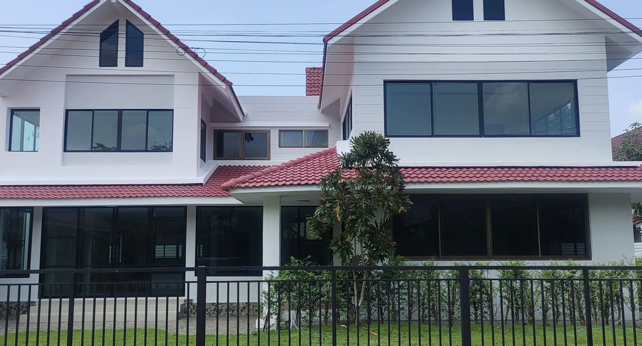 For sale and for rent 6 bedrooms house in Khlong Sam Wa, Bangkok