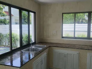 For sale and for rent 6 bedrooms house in Khlong Sam Wa, Bangkok