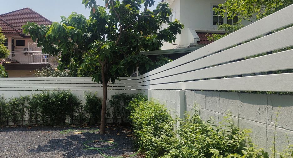 For sale and for rent 6 bedrooms house in Khlong Sam Wa, Bangkok