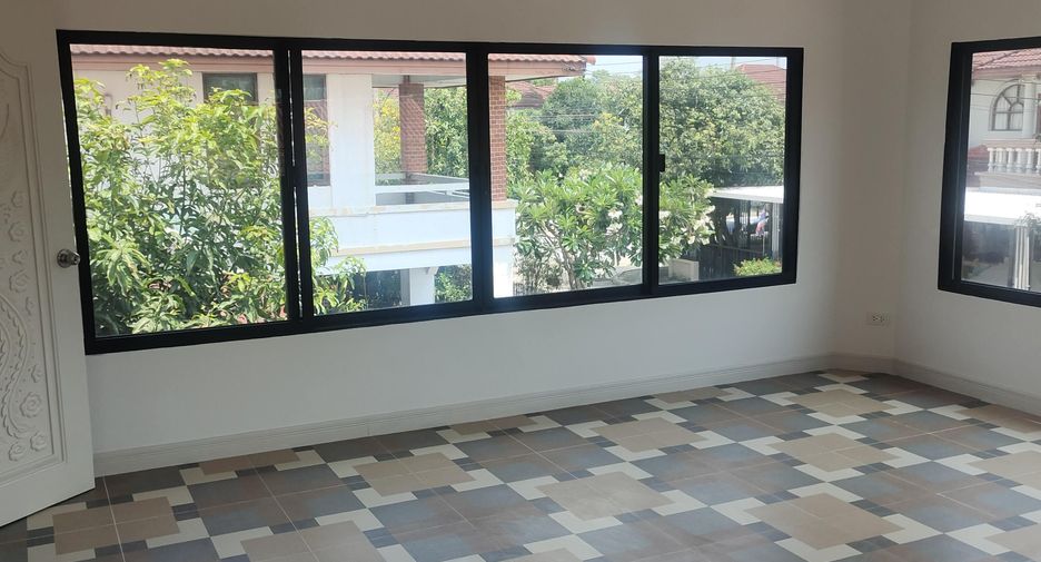 For sale and for rent 6 bedrooms house in Khlong Sam Wa, Bangkok