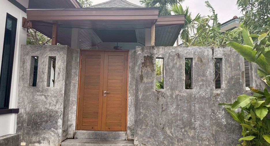 For rent 3 bedrooms villa in Mueang Phuket, Phuket