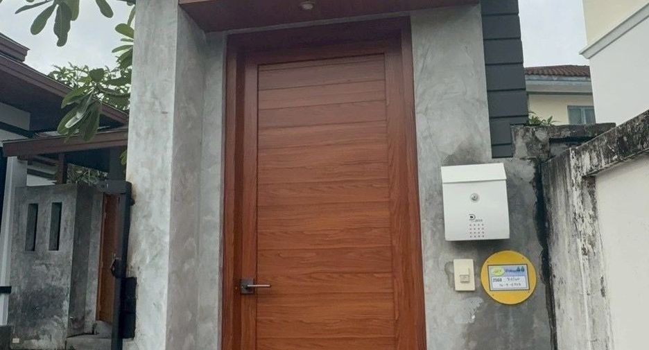 For rent 3 bedrooms villa in Mueang Phuket, Phuket