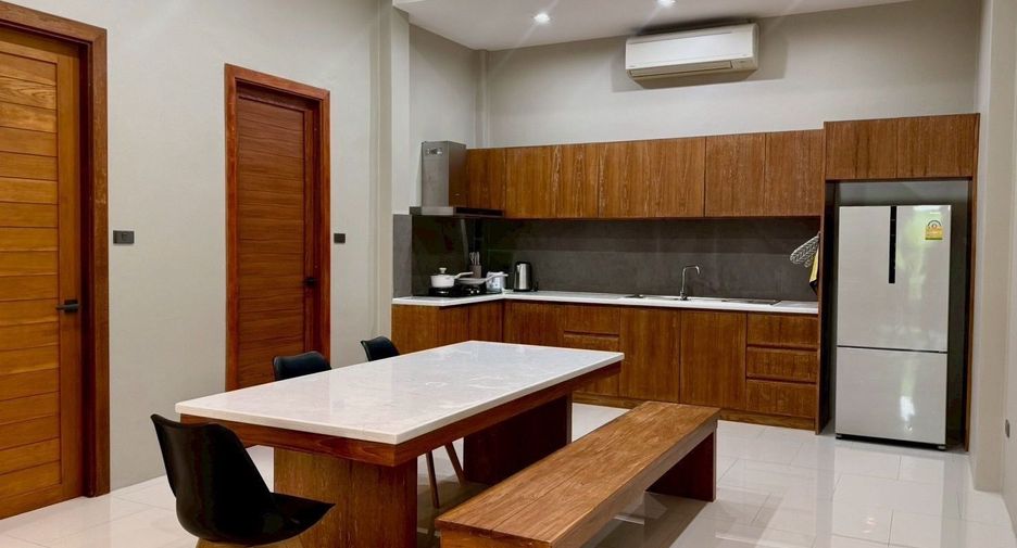 For rent 3 bedrooms villa in Mueang Phuket, Phuket