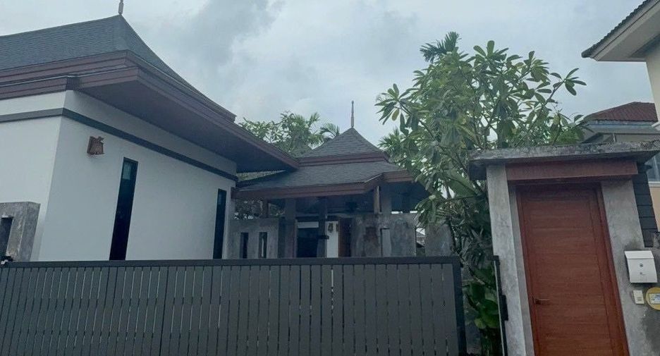 For rent 3 bedrooms villa in Mueang Phuket, Phuket