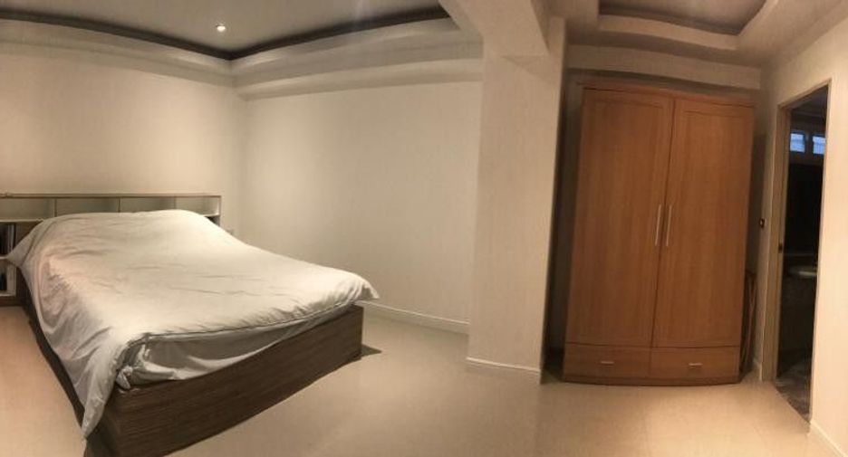 For rent 3 bedrooms condo in Mueang Phuket, Phuket