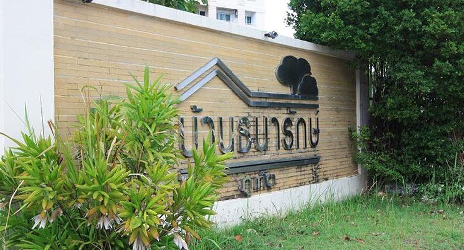For rent 3 bedrooms condo in Mueang Phuket, Phuket