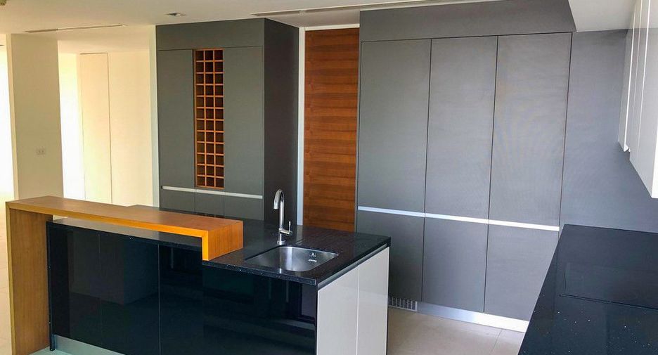 Wohnung zum Kauf mit 3 Zimmer in Sathon, Bangkok