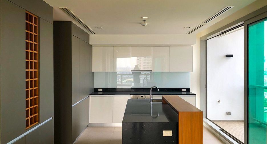 Wohnung zum Kauf mit 3 Zimmer in Sathon, Bangkok