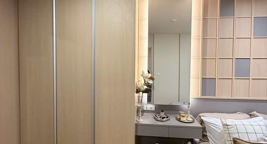 For sale 1 bed condo in Phra Khanong, Bangkok