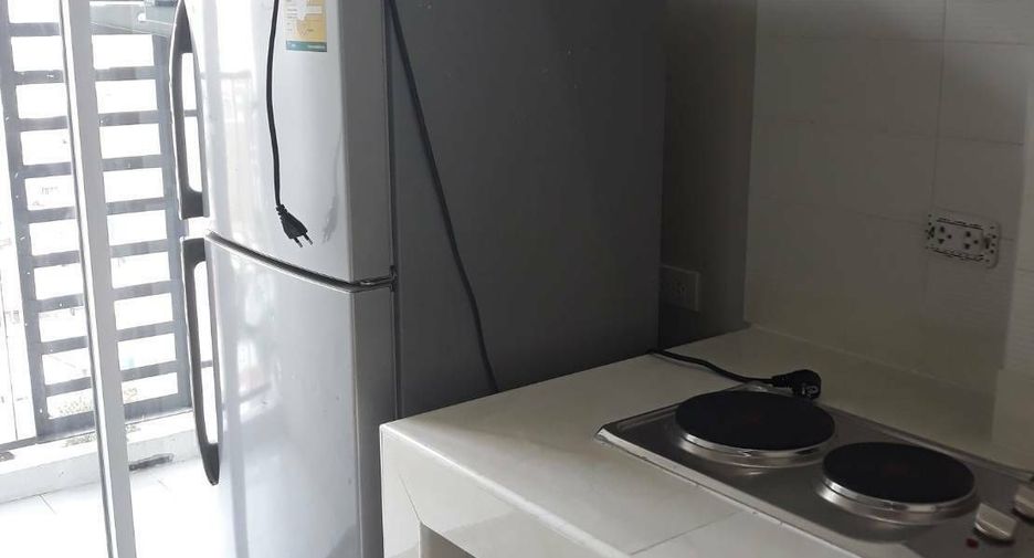 For rent 1 bed condo in Huai Khwang, Bangkok