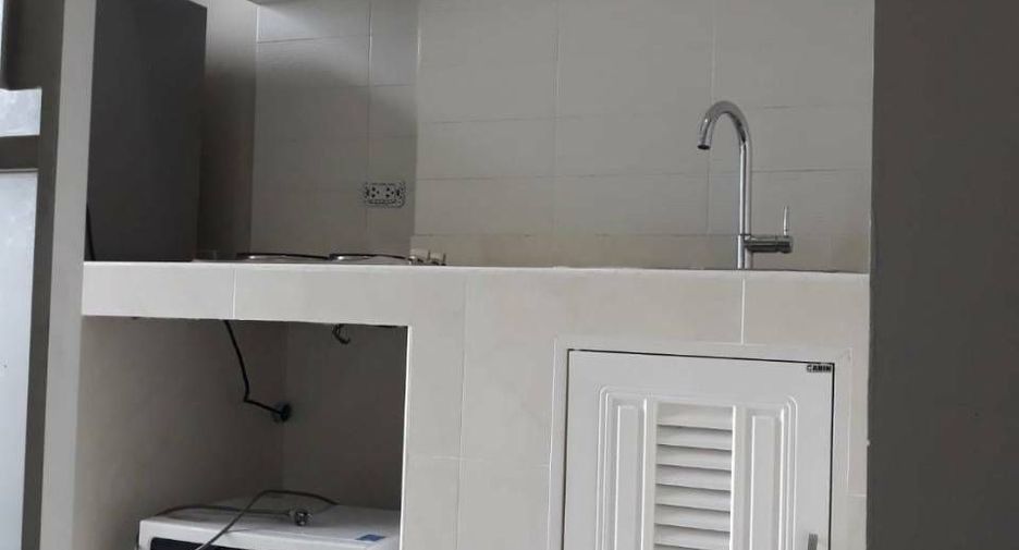 For rent 1 bed condo in Huai Khwang, Bangkok