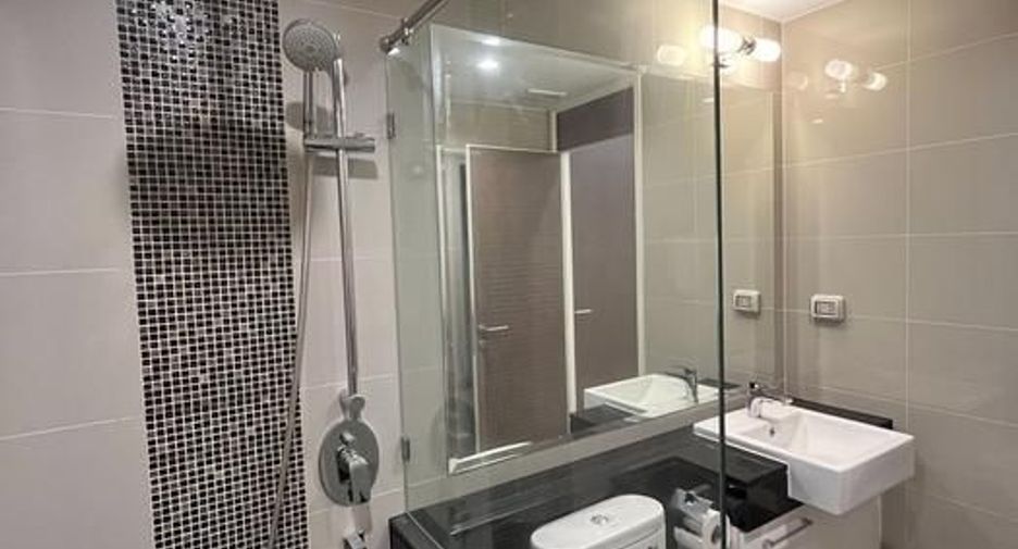 For sale 2 bedrooms condo in Ratchathewi, Bangkok