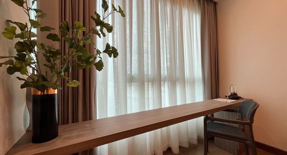 For sale 2 bedrooms condo in Ratchathewi, Bangkok