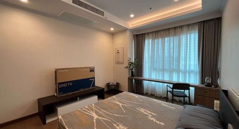 For sale 2 bedrooms condo in Ratchathewi, Bangkok