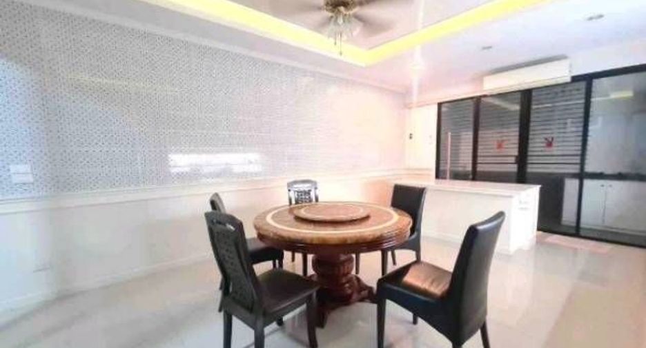 For sale 4 bedrooms house in Kathu, Phuket