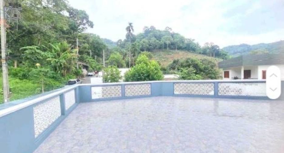 For sale 4 bedrooms house in Kathu, Phuket