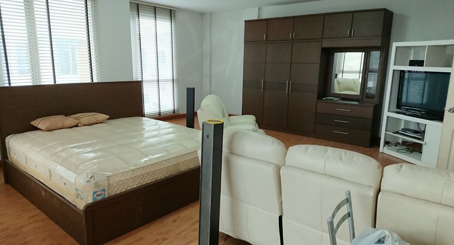 For rent office in Lat Krabang, Bangkok