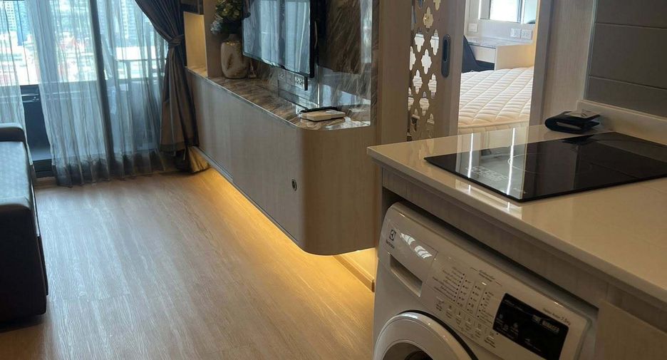 Condo en alquiler de 1 habitaciones en Bang Na, Bangkok