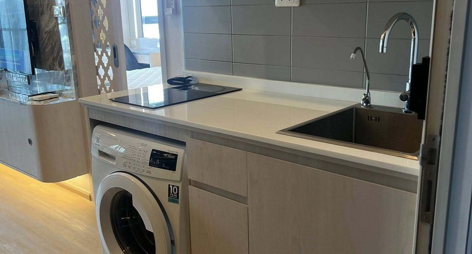 Condo en alquiler de 1 habitaciones en Bang Na, Bangkok