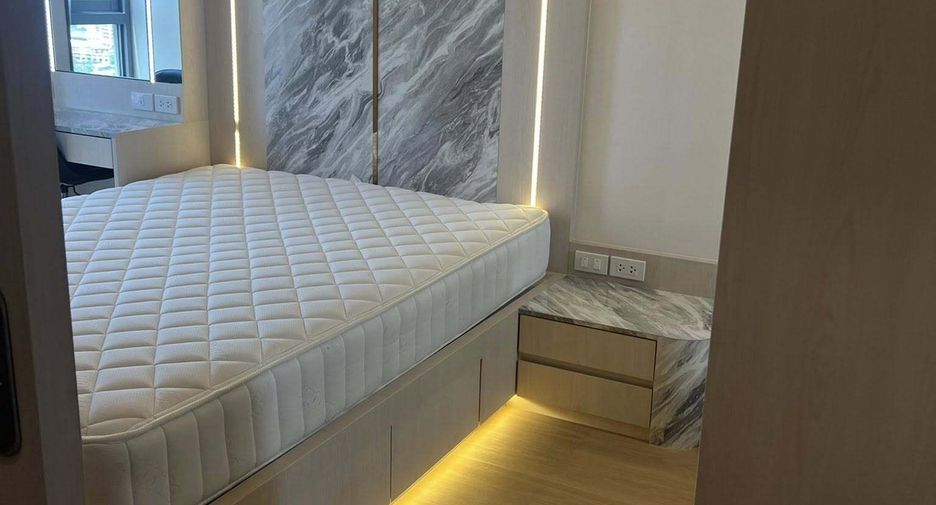 Condo en alquiler de 1 habitaciones en Bang Na, Bangkok