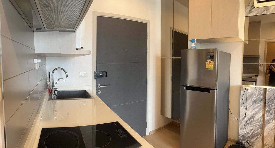 Condo en alquiler de 1 habitaciones en Bang Na, Bangkok