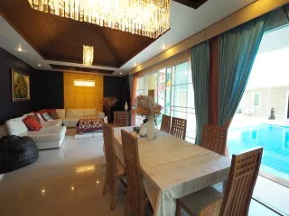 For sale and for rent 4 bedrooms villa in Mueang Phuket, Phuket