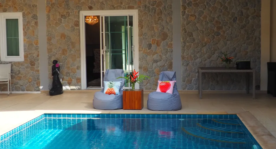 For sale and for rent 4 bedrooms villa in Mueang Phuket, Phuket