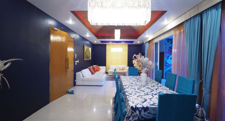 For sale and for rent 4 bedrooms villa in Mueang Phuket, Phuket